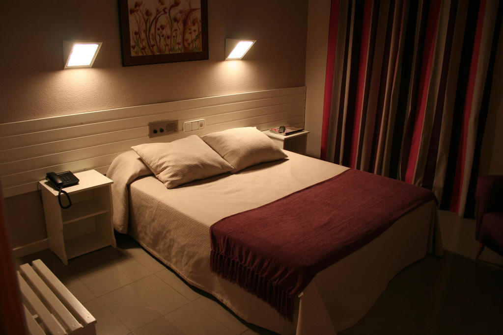 Hotel Fidalgo Calamocha Zimmer foto